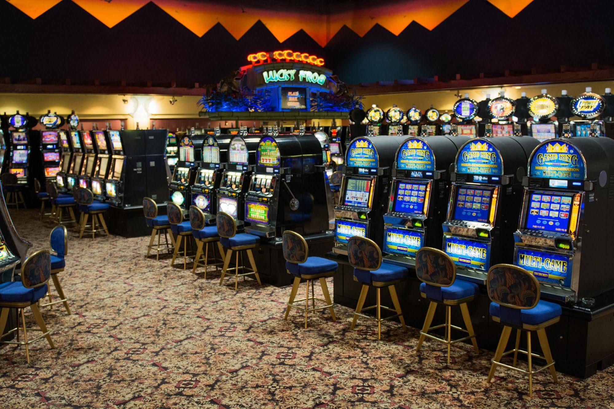 Blue Lake Casino And Hotel Экстерьер фото